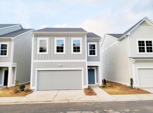 142 Millers Ln, Calhoun, GA 30701