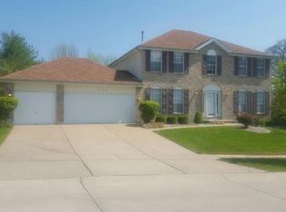 16702 Heather Moor Dr, Florissant, MO 63034