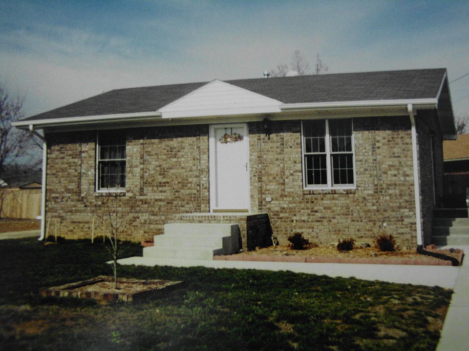 1st image of 2051 Barron Dr