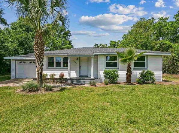 7245 Lockhart St, Pensacola, FL 32526