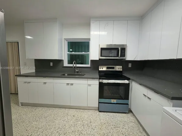 822 SW 6th St #1, Miami, FL 33130