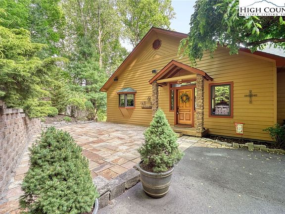 3rd image of 267 Keeth Drive
