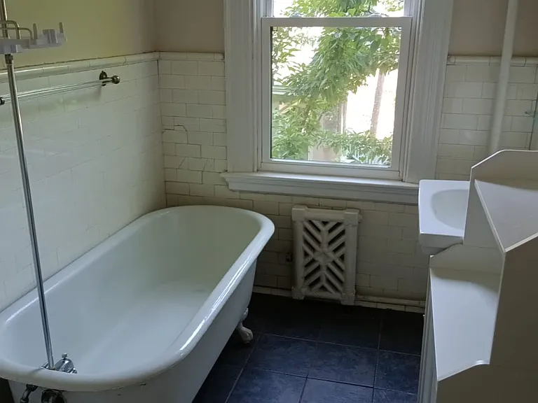 362 Lloyd Ave #2 — Photo 15