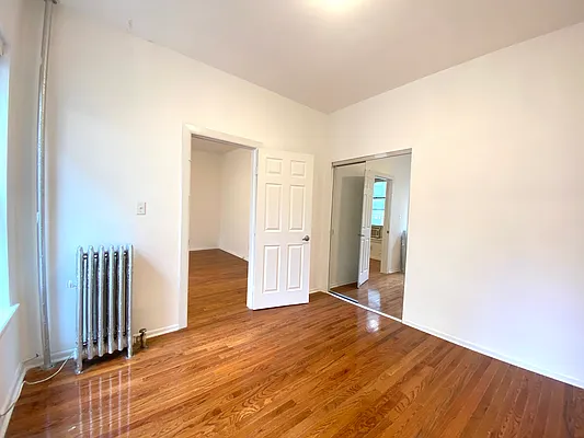 Rented by Bizzarro Agency | media 2