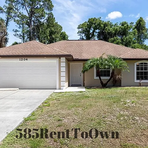 1204 Waycross St Photo 1