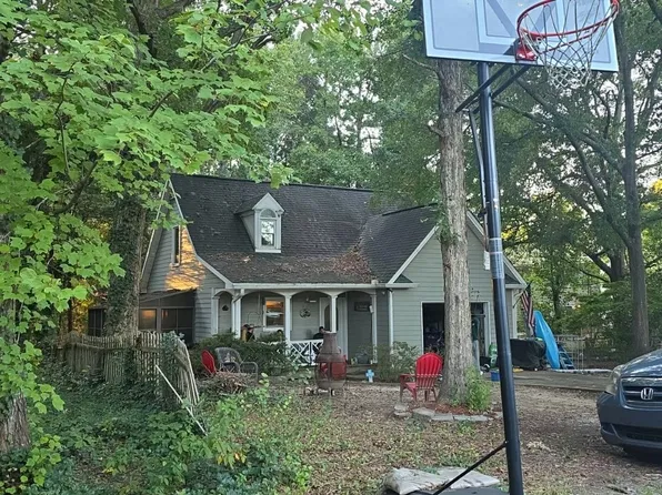 2675 Baramore Rd NE, Marietta, GA 30062