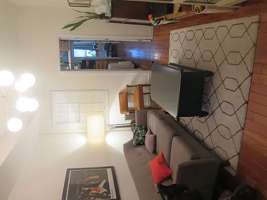 Rented by Spot It Realty LLC | media 2