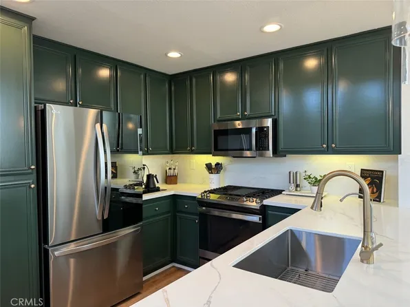 7861 Happy Dr APT 101, Huntington Beach, CA 92648