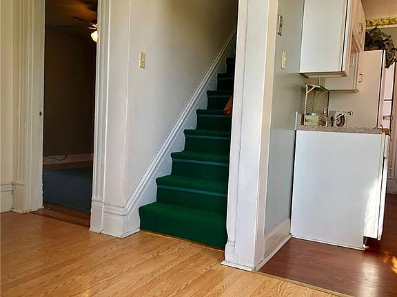 4th image of 321 Harrison Ave