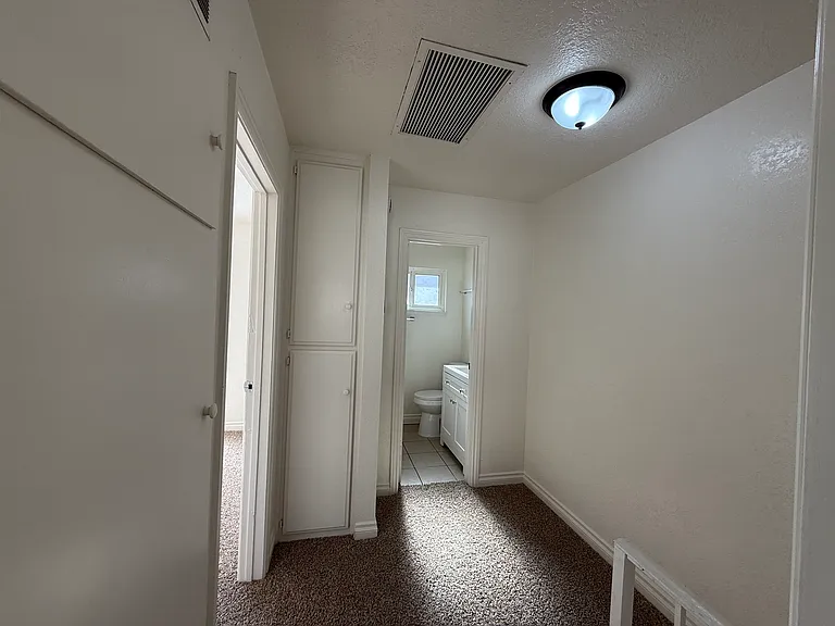 509 E Ridgecrest Blvd #B — Photo 20