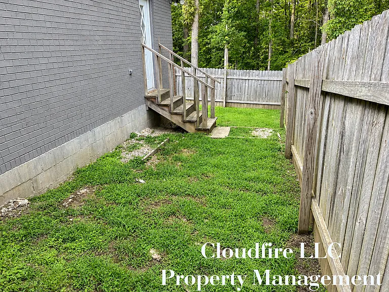 226 James Cir — Photo 7