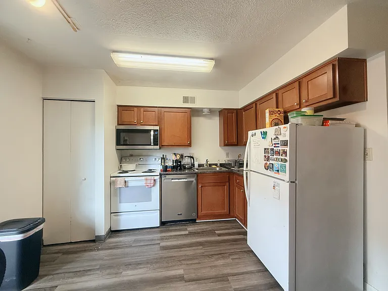 3214 Kennett Sq #14 — Photo 4