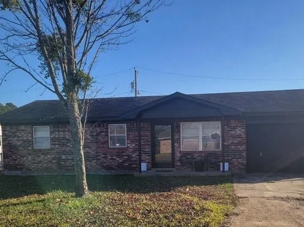 1704 Larosa St, Idabel, OK 74745