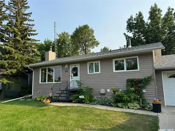 206 Pacific AVENUE, Carnduff, SK S0C 0S0