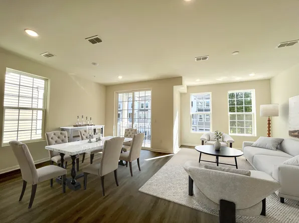 217 Myrtle Rd, Warren, NJ 07059