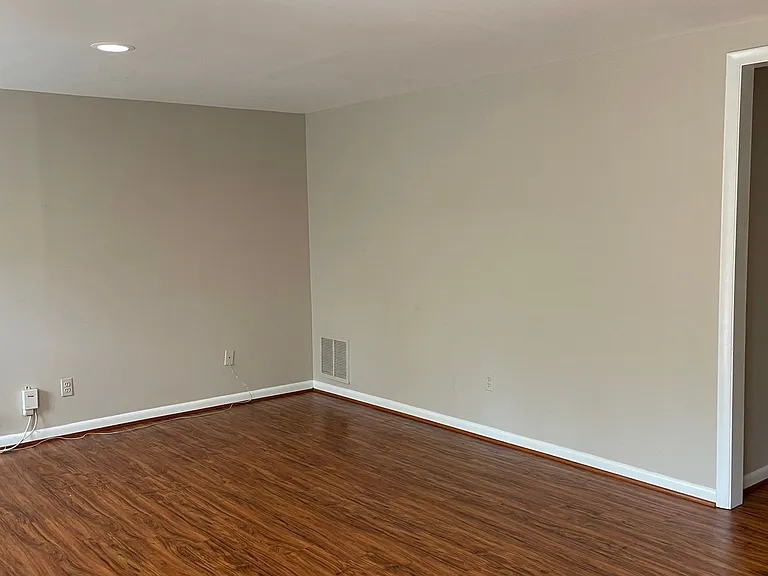 2893 Seminole Rd — Photo 14