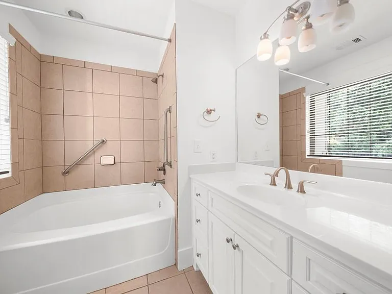2360 Logan Cir #101 — Photo 30