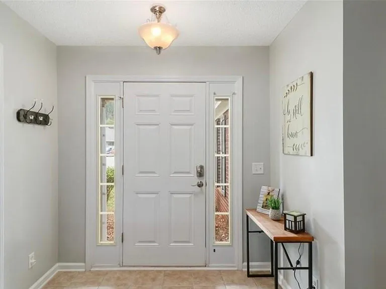 204 Brookstone Ct — Photo 10