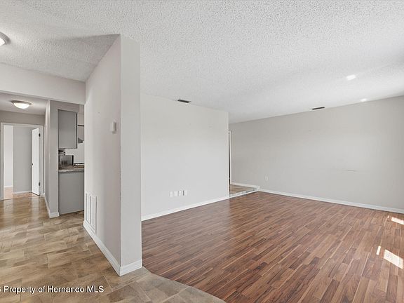 4th image of 12265 Shafton Rd