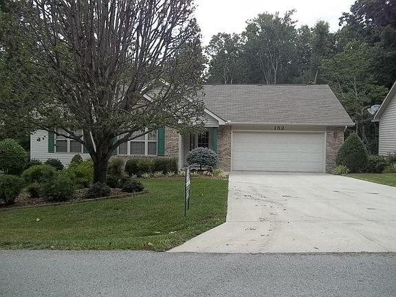 2nd image of 152 Lakeside Dr