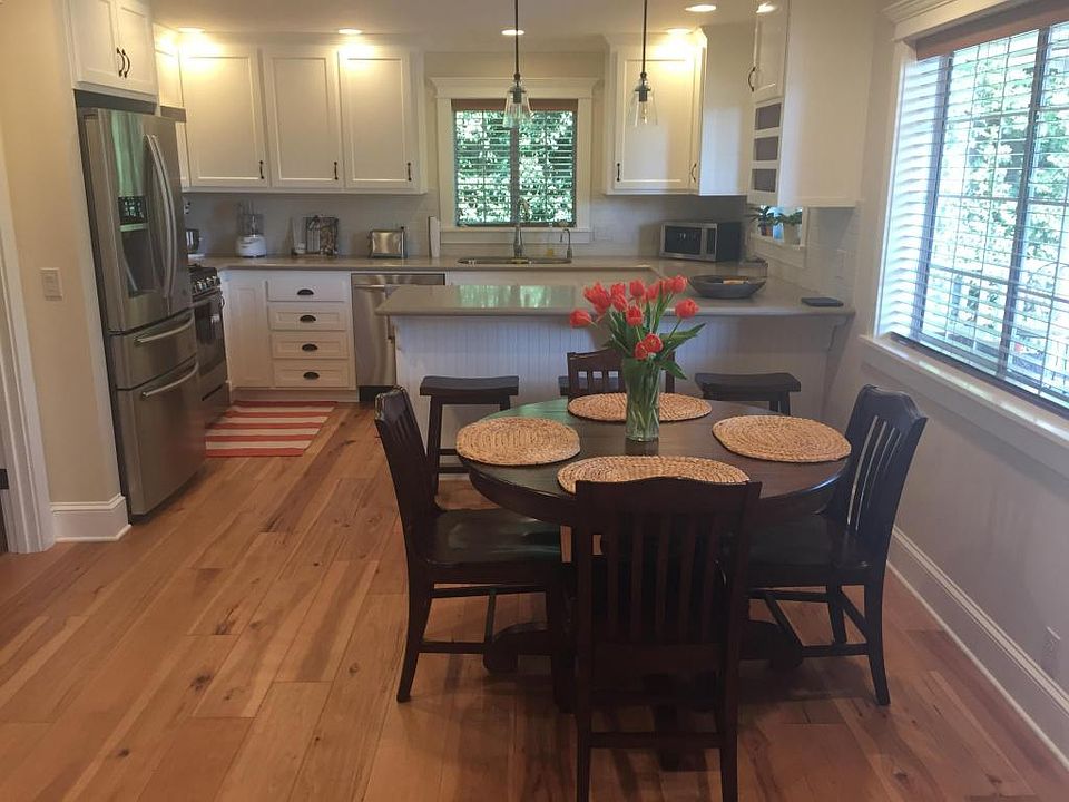 2nd image of 3956 Calle Cita