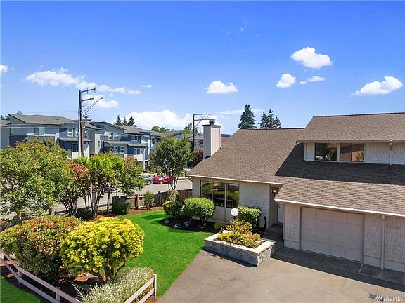 2nd image of 15607 34th Pl W Unit 1