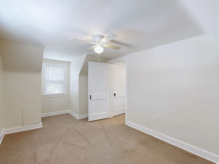 4168 Sherman Ave — Photo 18