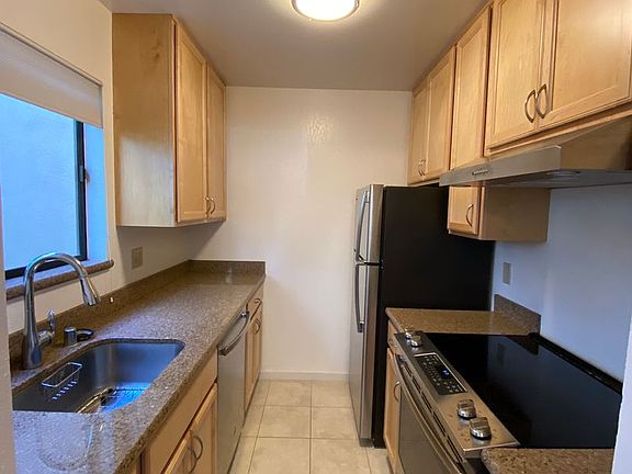 5th image of 1639 Novato Blvd #1