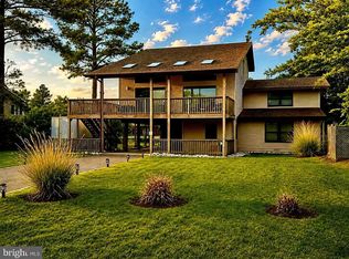 5344 Sunrise Dr, Chincoteague Island, VA 23336