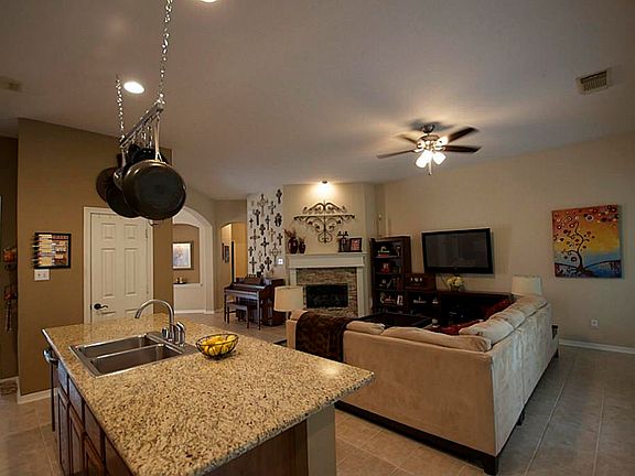 5th image of 3015 Willow Fork Dr