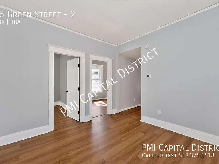 25 Green St #2 — Photo 9