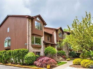 14 Westley Ln, New Milford, NJ 07646
