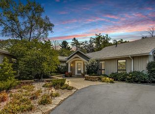 7 Cherrywood Ln, Riverwoods, IL