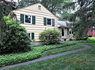 108 Dunn Rd, Hamden, CT 06518