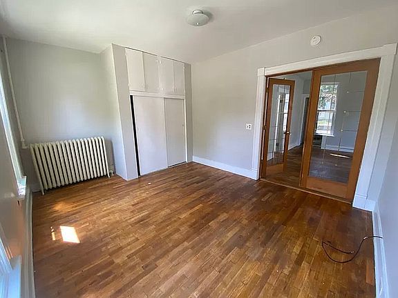 5th image of 1109 Jennette Ave NW