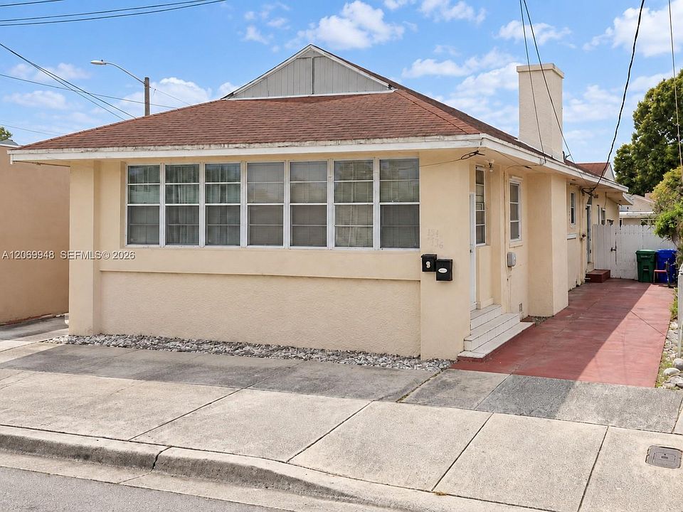 1st image of 1536 SW 22nd Ave