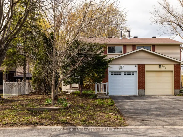 796 Vinette Cres, Ottawa, ON K1E 1W9