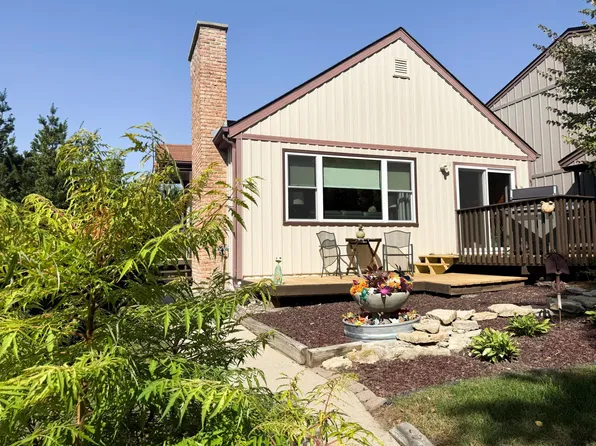 215 Elton Hills Dr NW APT 37, Rochester, MN 55901