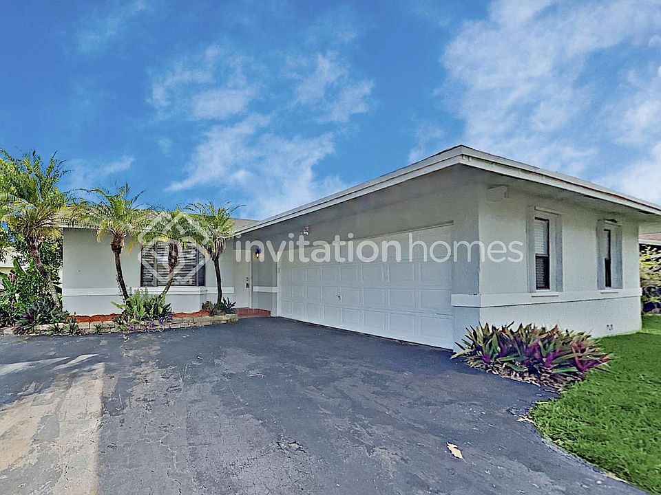 1st image of 7670 NW 88th Ln