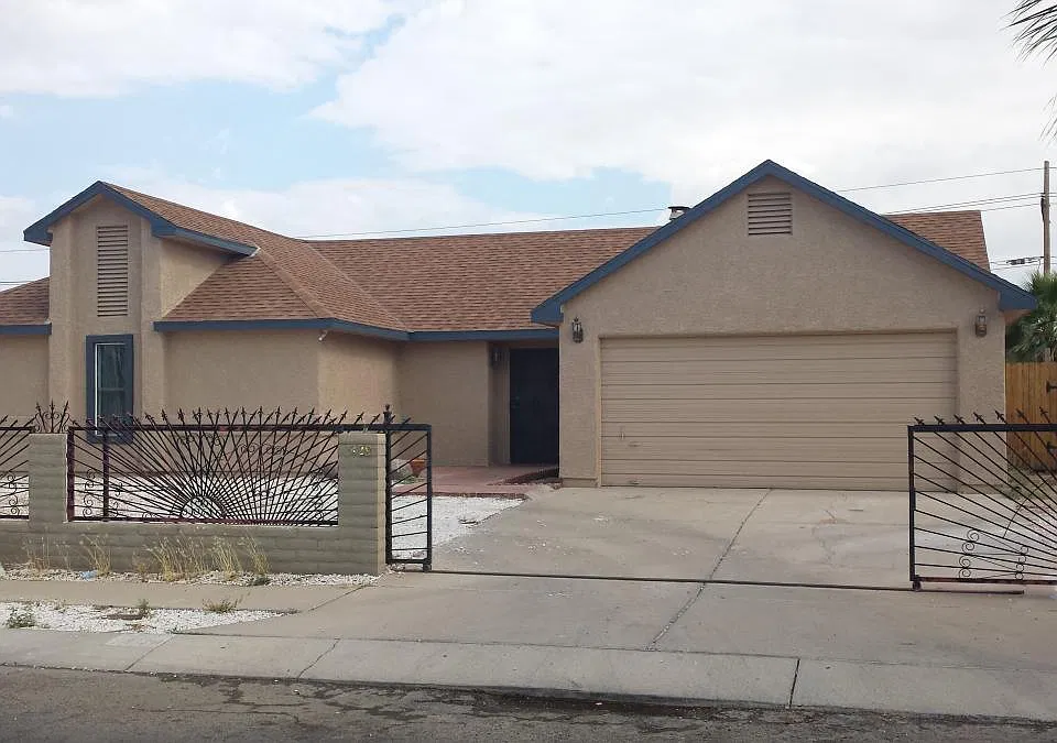 3129 W Avenida Destino