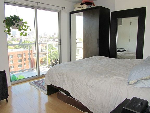2nd image of 560 Carroll St APT 10C
