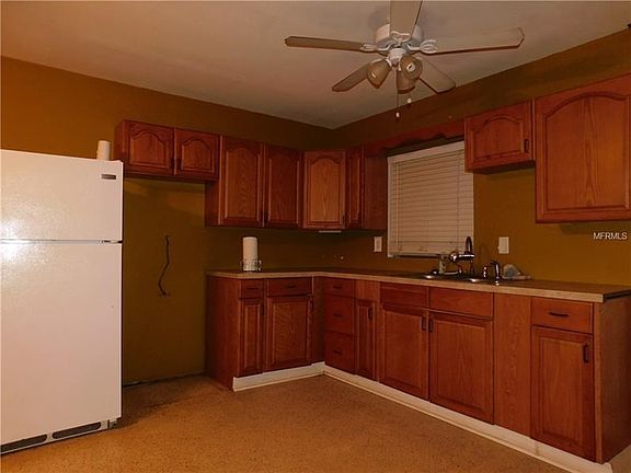 Eat In Kitchen