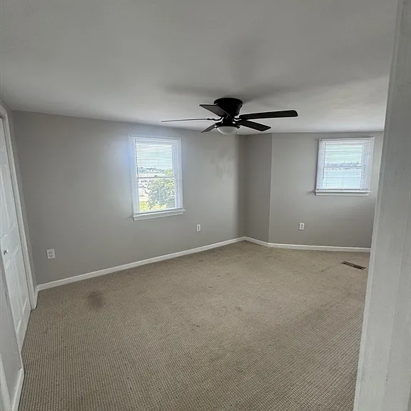 639 Quincy Shore Dr — Photo 13