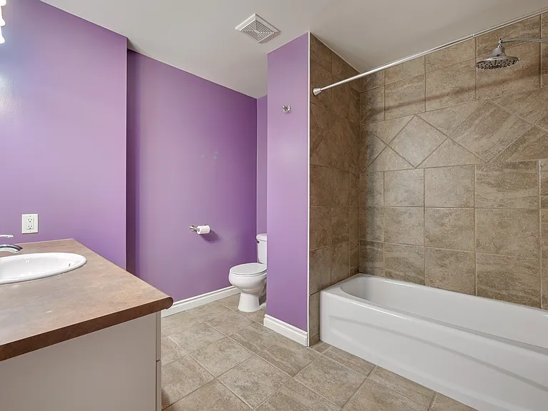 10108 125th St NW #305 — Photo 25