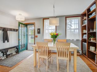 2763 Ches Mar Farm Rd, Excelsior, MN 55331