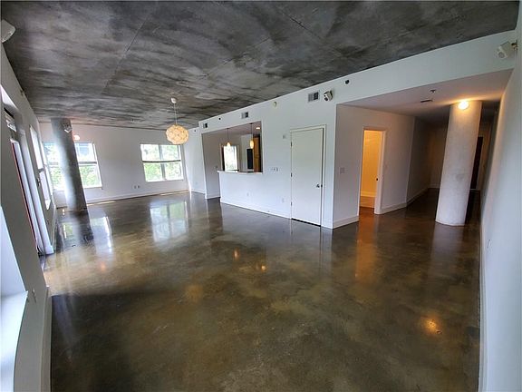5th image of 845 Spring St NW Unit 102