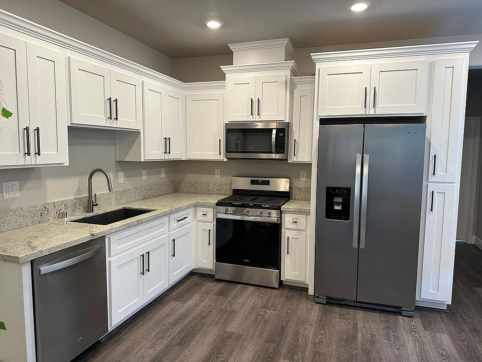 1st image of 3040 Vaughn Way #2