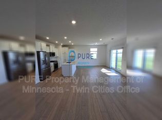 5130 Useppa Trl, Woodbury, MN 55129