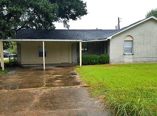 1103 Mooney Rd, Houston, TX 77037