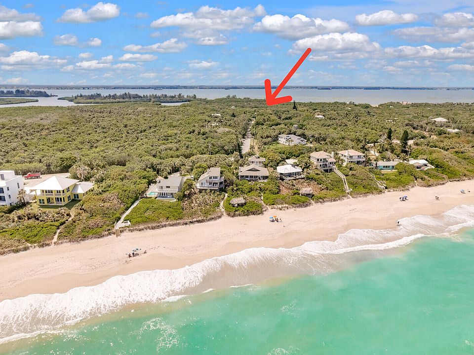 2nd image of 122 Seagrape Rd